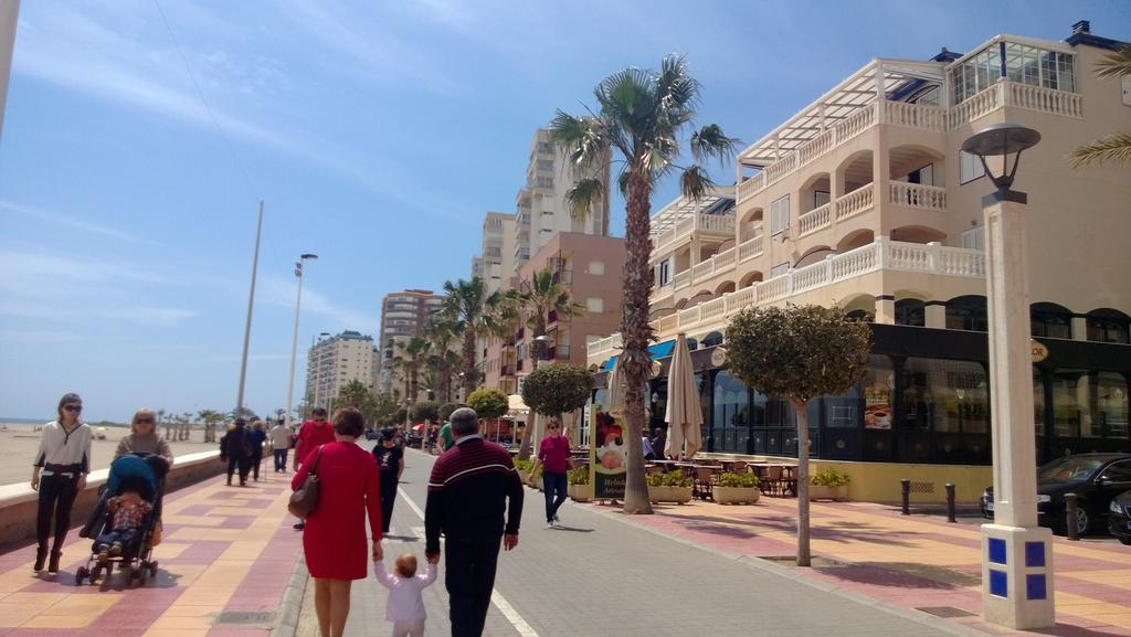 Beach House Brotonss El Campello Eksteriør billede